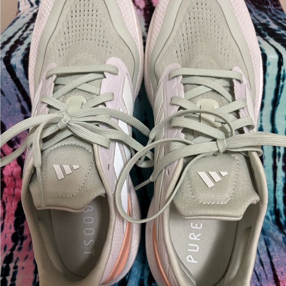 Adidas - Picture 7 of 9